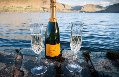 Watermillock Boat Rental | Lake District Ullswater Far Boathouse romantic