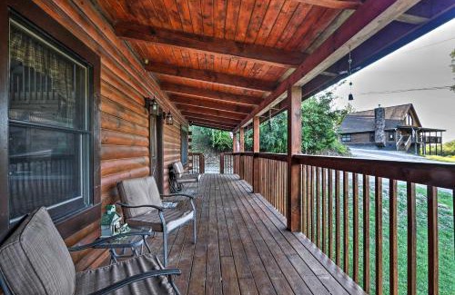 Sevierville House | Lake Douglas Cabin with Community Boat Launch!