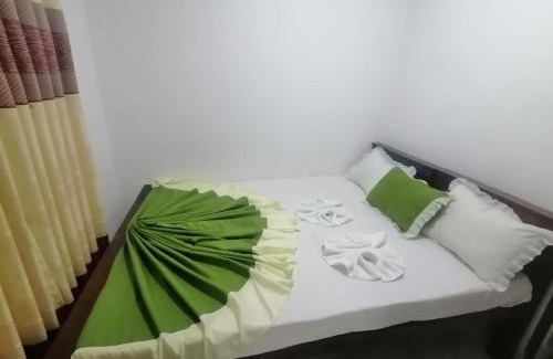 Polonnaruwa Hotel | Lake Edge Hotel