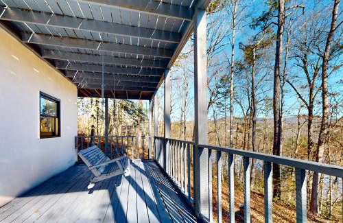 Franklin House | Lake Emory Gem