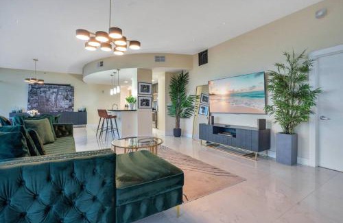 South Eola Apartment | Lake Eola Corner 3 BDRM Suite