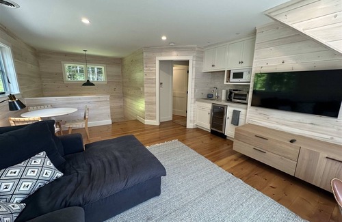 Lincolnville House | LAKE ESCAPE - Town of Lincolnville