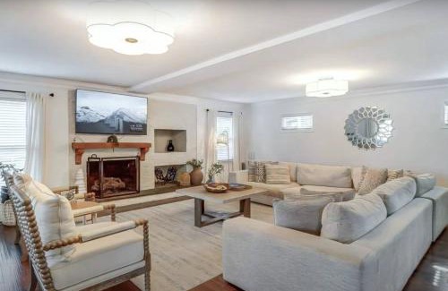 Sherrills Ford House | Lake Escape