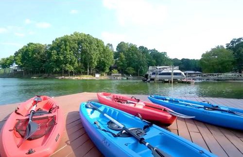 Sherrills Ford House | Lake Escape