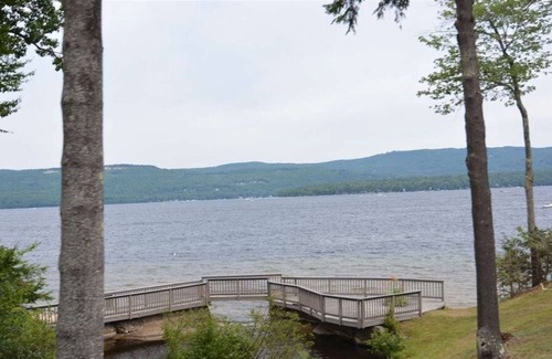 Bristol House | Lake found at the Ledges