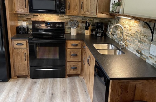 Branson Resort | Lake Front 4BR/2BA Lake Taneycomo