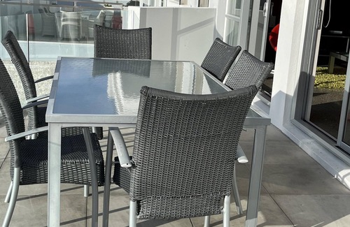 Taupo Apartment | Lake Front Apartment close to town
