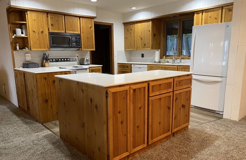 Whitefish Cottage | Lake Front Cabin on Beautiful Whitefish Lake