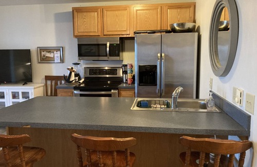 Port Clinton Condo | Lake front serenity and views