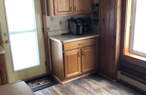 Lewiston House | Lake front summer home- beautiful lake with shallow entry that’s great for kids!