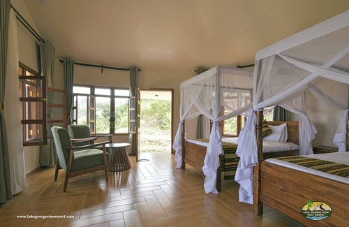 Kasese Cabin | Lake George View Resort