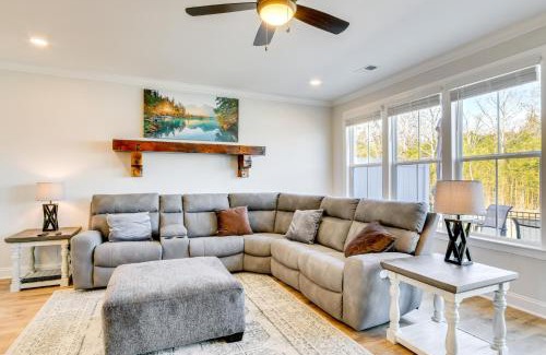 Greenwood House | Lake Greenwood Getaway with Docks and Waterfront Views