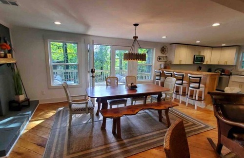 Anderson House | Lake Hartwell Frank Howard Home Clemson