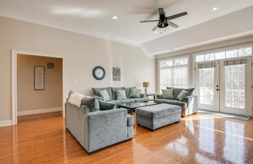 Fair Play House | Lake Hartwell Getaway with Private Dock and Fire Pit!