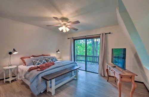 Seneca House | Lake Hartwell Home with Dock Less Than 10 Miles to Clemson!