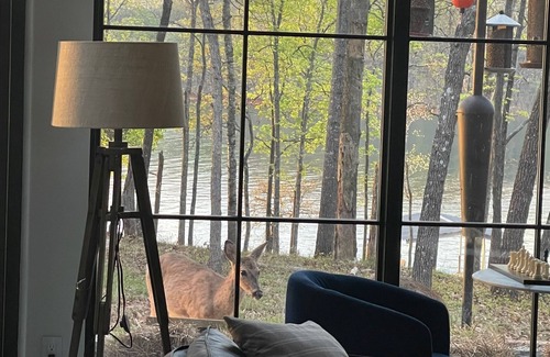 Reed Creek House | Lake Hartwell water front with private dock, sleeps 15