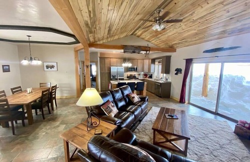 Pagosa Highlands House | Lake Hatcher Retreat-w/Mtn Views! 1 story-3/2