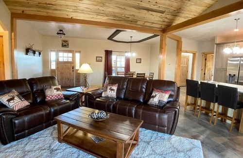 Pagosa Highlands House | Lake Hatcher Retreat-w/Mtn Views! 1 story-3/2