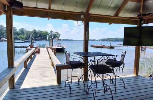 Chapin House | Lake Home with Pool Table, Dock, Kayaks, Fire Pits, Ice Maker