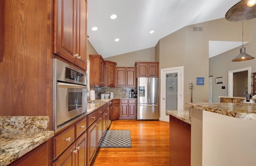 Fontana House | Lake House Retreat in Abbey Springs Resort!