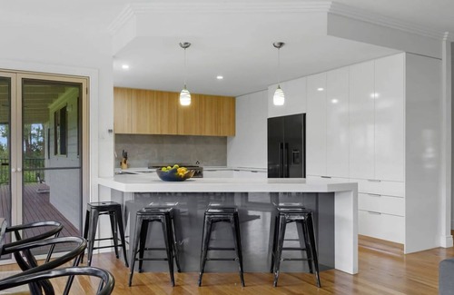 Nabiac House | Lake House Family Stay Pool Firepit Gamesroom