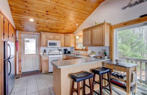 Moultonborough House | Lake House in Quiet Cove on Lake Winnipesaukee.