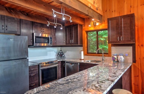 Blandford House | Lake House In The Heart Of The Berkshires