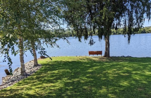 Decatur House | Lake House Lakeside Escape 1 Bass Fishing Spot Chickamauga