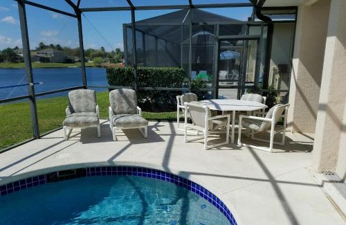 Sunset Lakes House | Lake House near Disney
