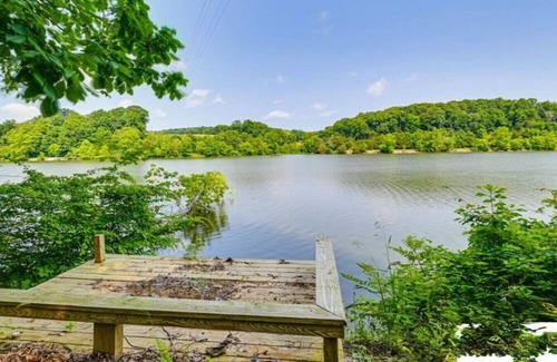 Mount Vernon Apartment | Lake House on Lake Linville
