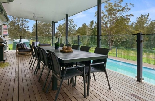 Nabiac House | Lake House Retreat - Nabiac, NSW
