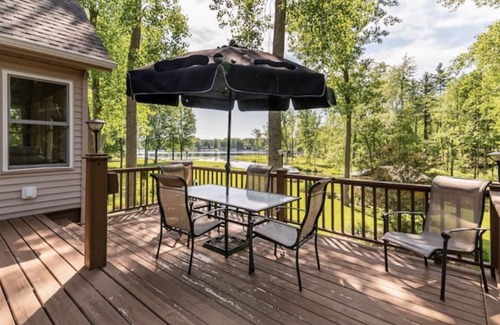 Grand Junction House | Lake House w/office/fireplace /gorgeous lake views. 15 min away South Haven.