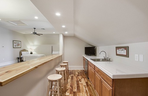 Slidell House | LAKE House with Private Heated Pool, Great for Family Gatherings. Best View!