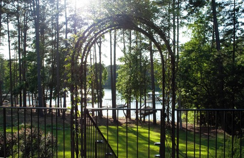 Appling House | Lake House with Swim Spa Oasis