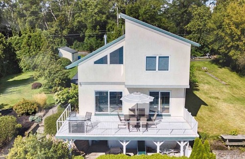 Geneva Cottage | Lake It Easy