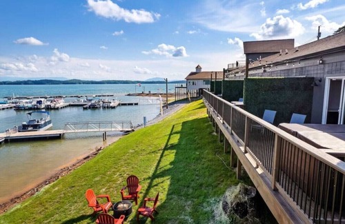 Dandridge House | Lake It Up @ Smoky MTN Lakeside