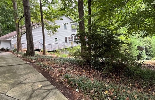 Seneca House | Lake Keowee: Lake front 7 mi from Clemson stadium