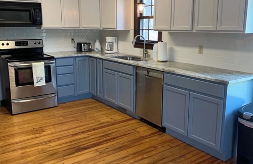 West Union House | Lake Keowee Waterfront Family-Friendly Home