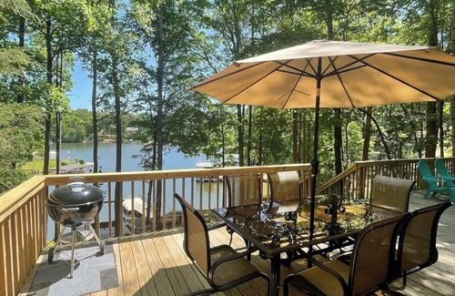 West Union House | Lake Keowee Waterfront Family-Friendly Home