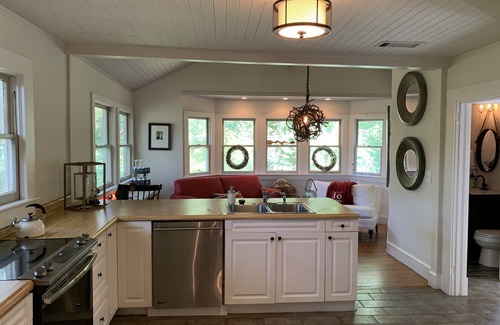 Gainesville House | Lake Lanier, Fire Pit, Fishing, Boating, Short Walk To Lake, Bring Your Boat!