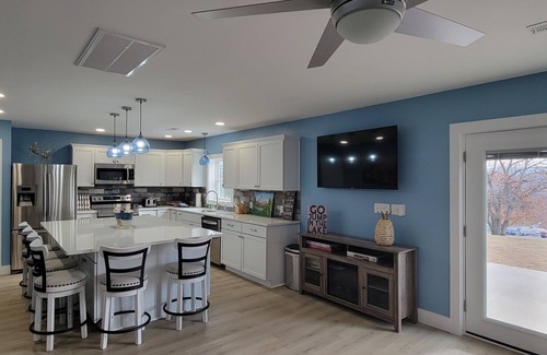 Dandridge House | Lake Life Barndo, enjoy the lake