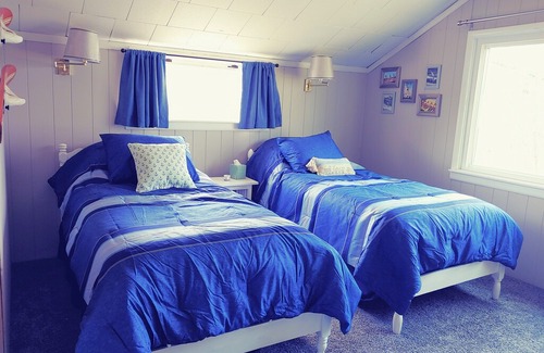 Twin Lake House | Lake life fun.