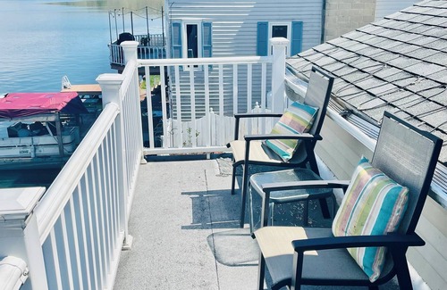 Cuba House | Lake Living Paradise! Views from every level, screened in deck, fire pit & more!