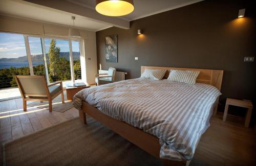 Pucon Cabin | Lake Lodge