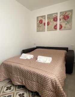 Somma Lombardo Apartment | Lake Maggiore Blu - Milan and airport 7 min
