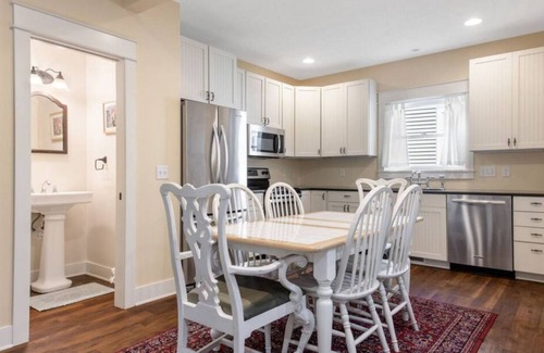 Macatawa House | Lake Michigan Beach Cottage!