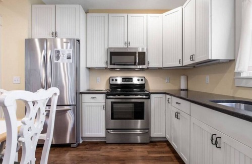 Macatawa House | Lake Michigan Beach Cottage!