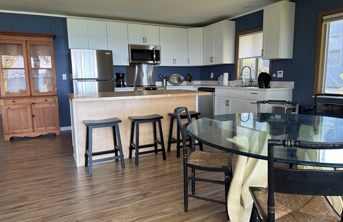 Fruitland Township House | Lake Michigan Beach Time - Private Beach on Lake Michigan