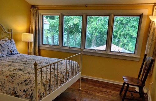Riverside House | Lake Michigan Mansion and Coach House - Huge Yard - Private Stairs to Lake