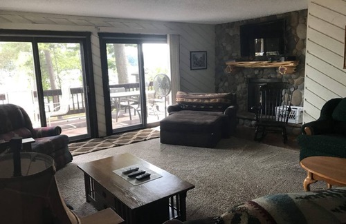 Minocqua House | Lake Minocqua Knotty Pine Resort Main House